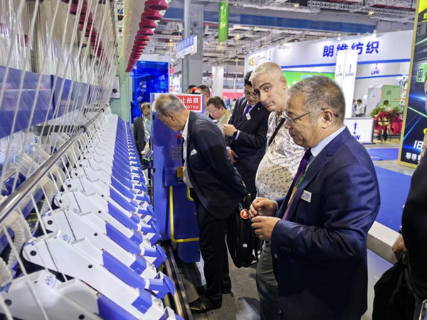 我公司参加上海国际纺织机械展览会报道(图2)
